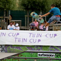 Twin-Cup 12